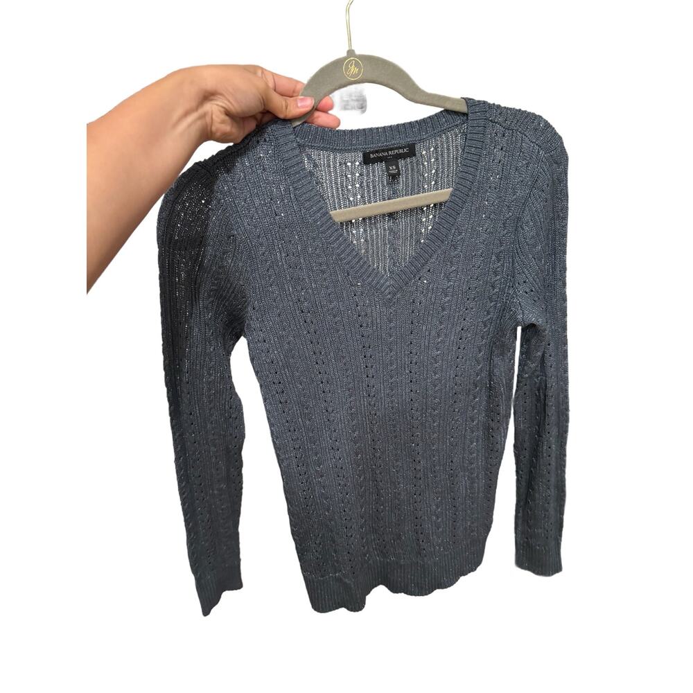 Banana republic size xs shimmery gray metallic sweater long sleeve shirt